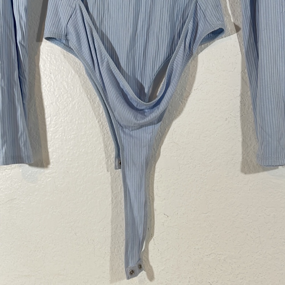WILD FABLE Open Back Crisscross Back Long Sleeve Bodysuit 
Size XL - Picture 6 of 12